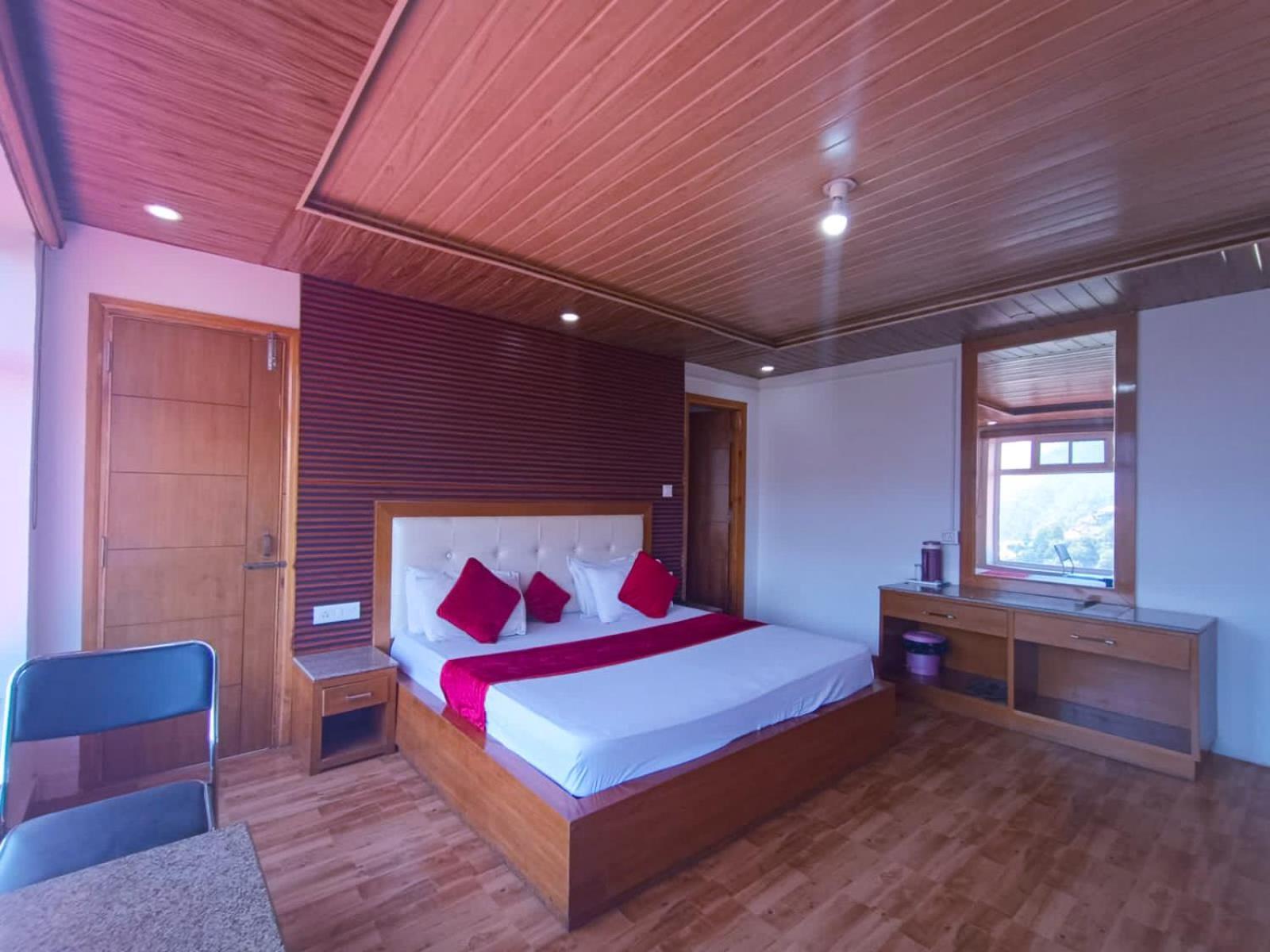 Hotel Snow Ark Inn, Далхаузі Екстер'єр фото